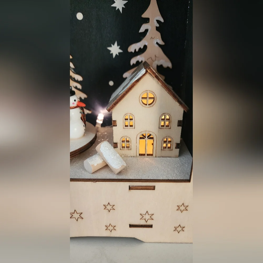 Kurt Adler‎ 13.5 Inch Battery Operated Wooden Musical LED House Light  Sound NWT